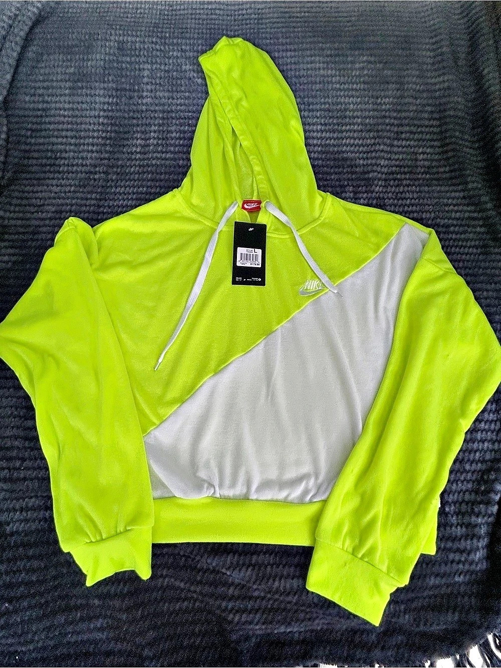 Nike Sportswear Color Block Hoodie in Green & Gray Size Large NWT